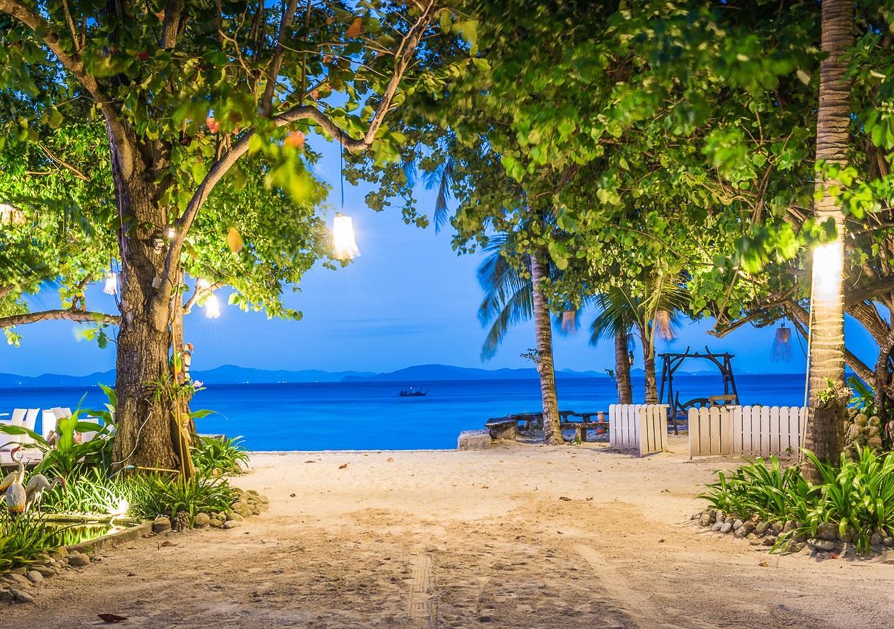 Racha Island Resort Ko Racha Yai Extérieur photo